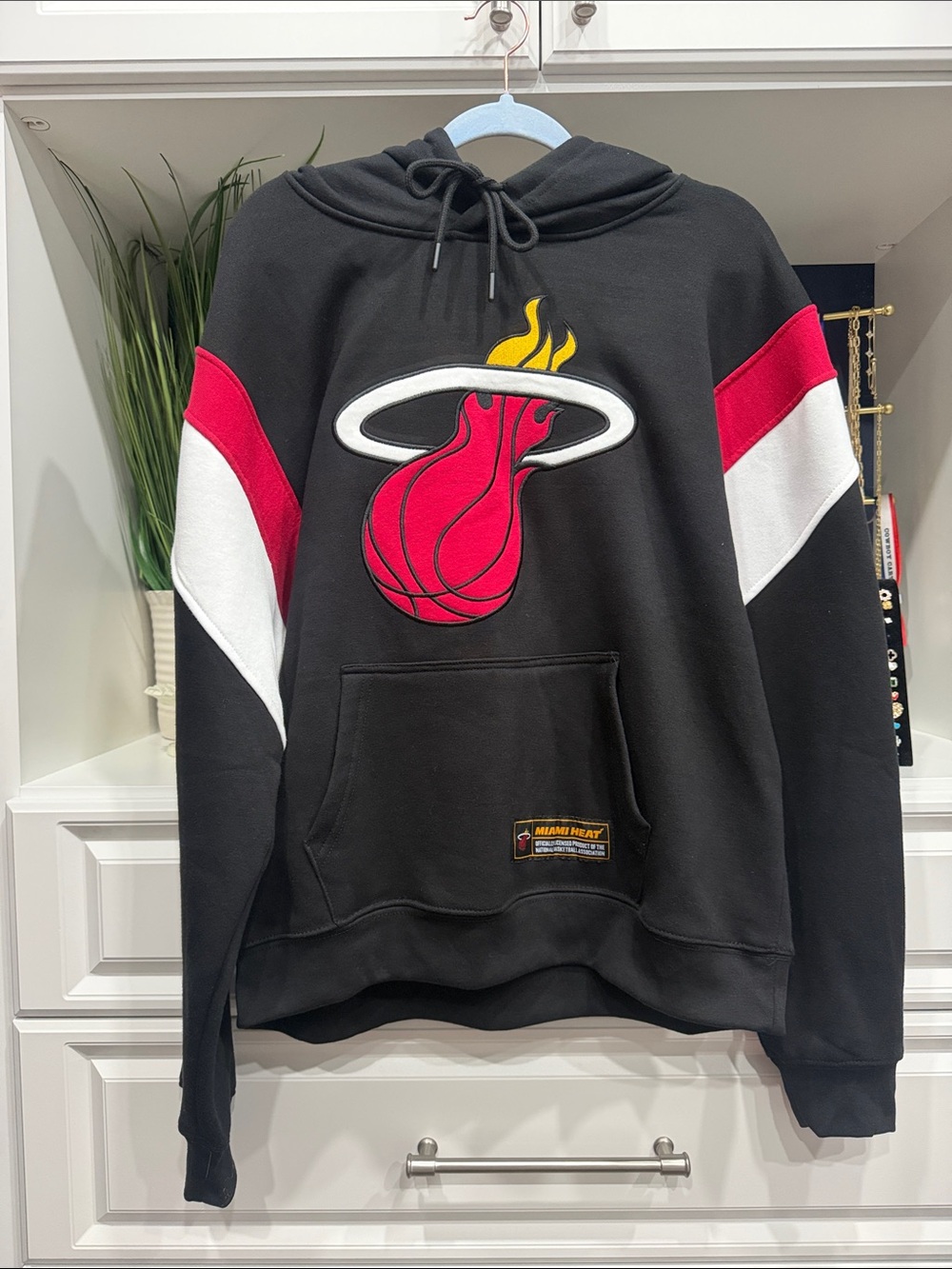 Miami Heat Black Pullover Hoodie with Red & White Panels SZ M